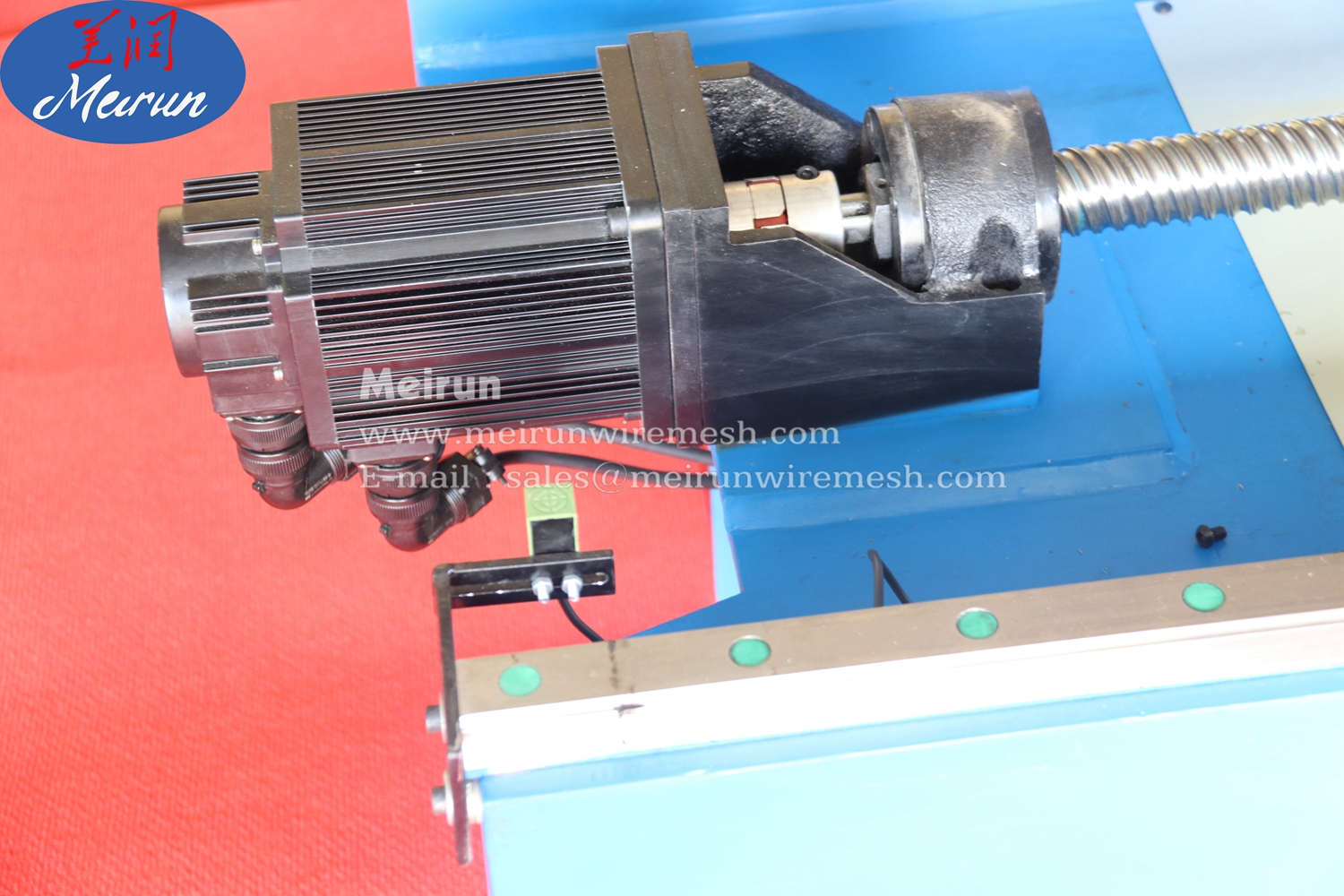 Perforated Sheet Machine Perforated Metal Mesh Punching Machine