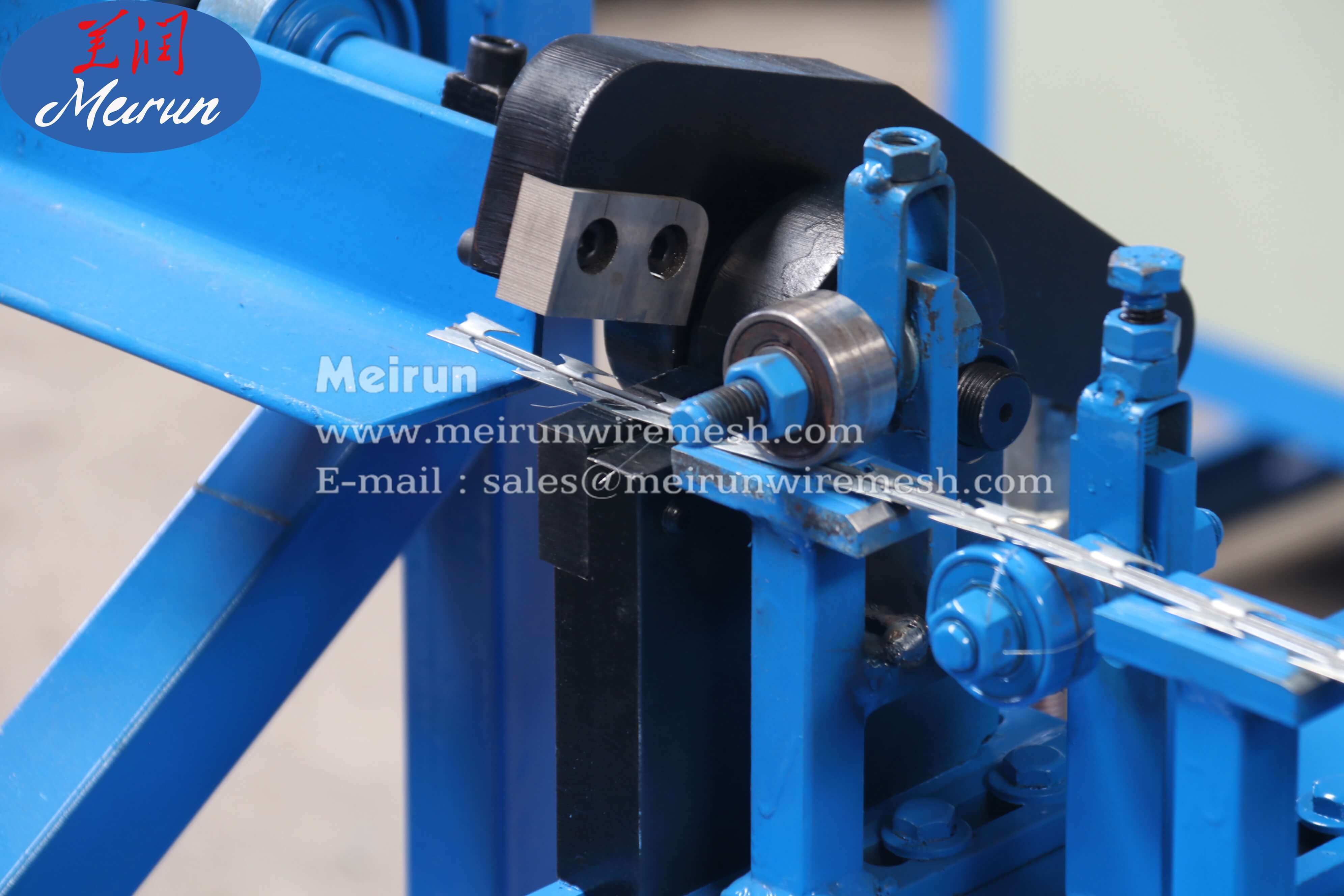 Razor Barbed Wire Straight Machine