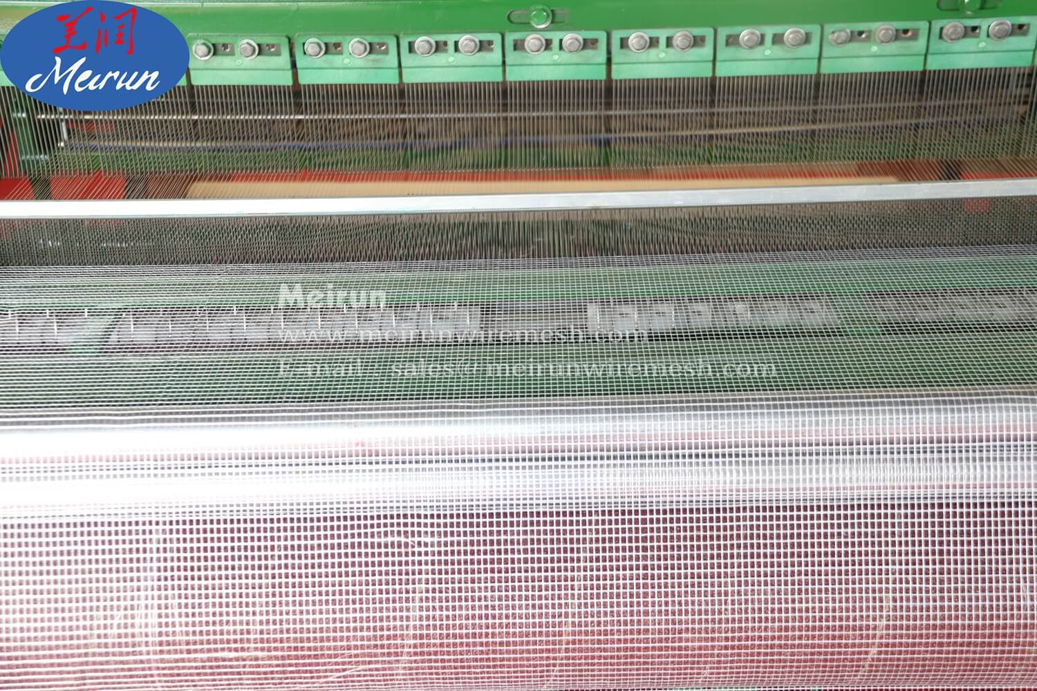 Wire Mesh Weaving Fiberglass Weaving Machine