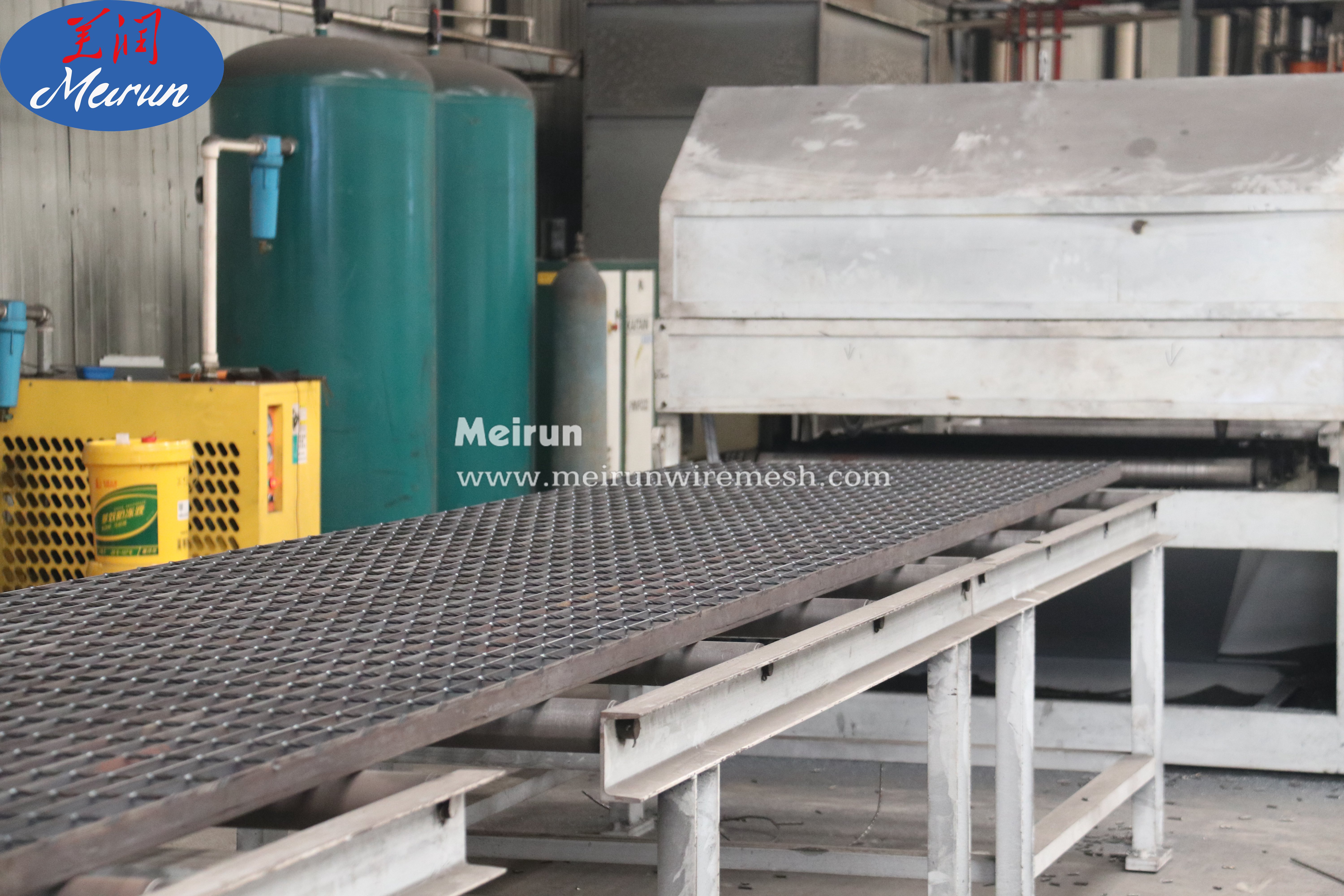 Galvanized Wire Making Machine Panel Steel Grating Machine