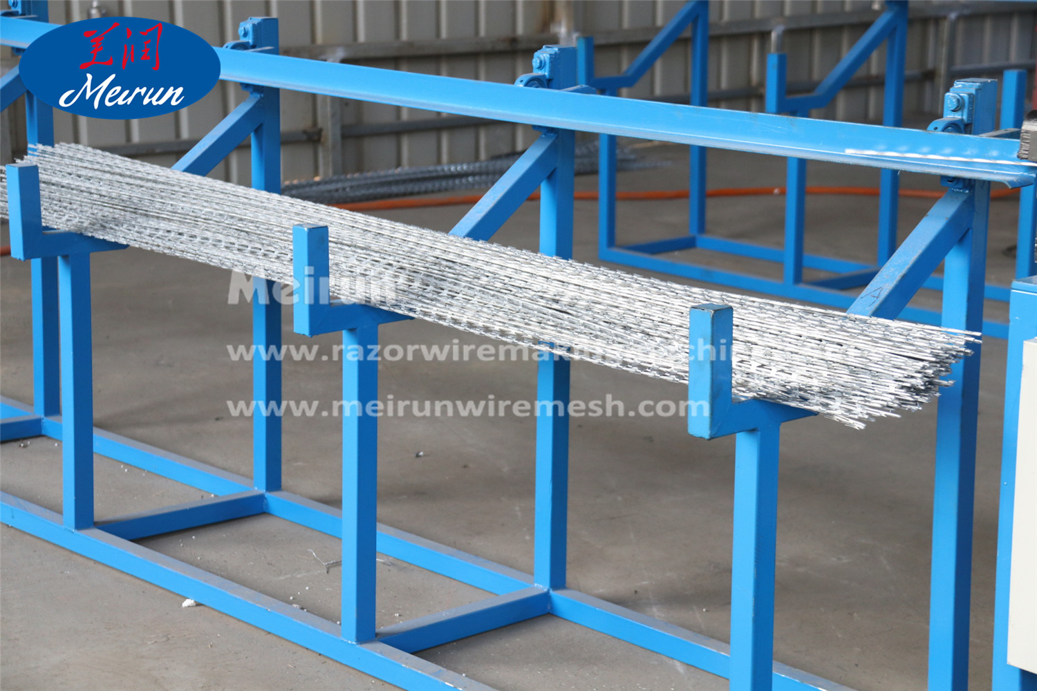 Security Used Razor Barbed Wire Galvanized Welding Fence Mesh Machine 