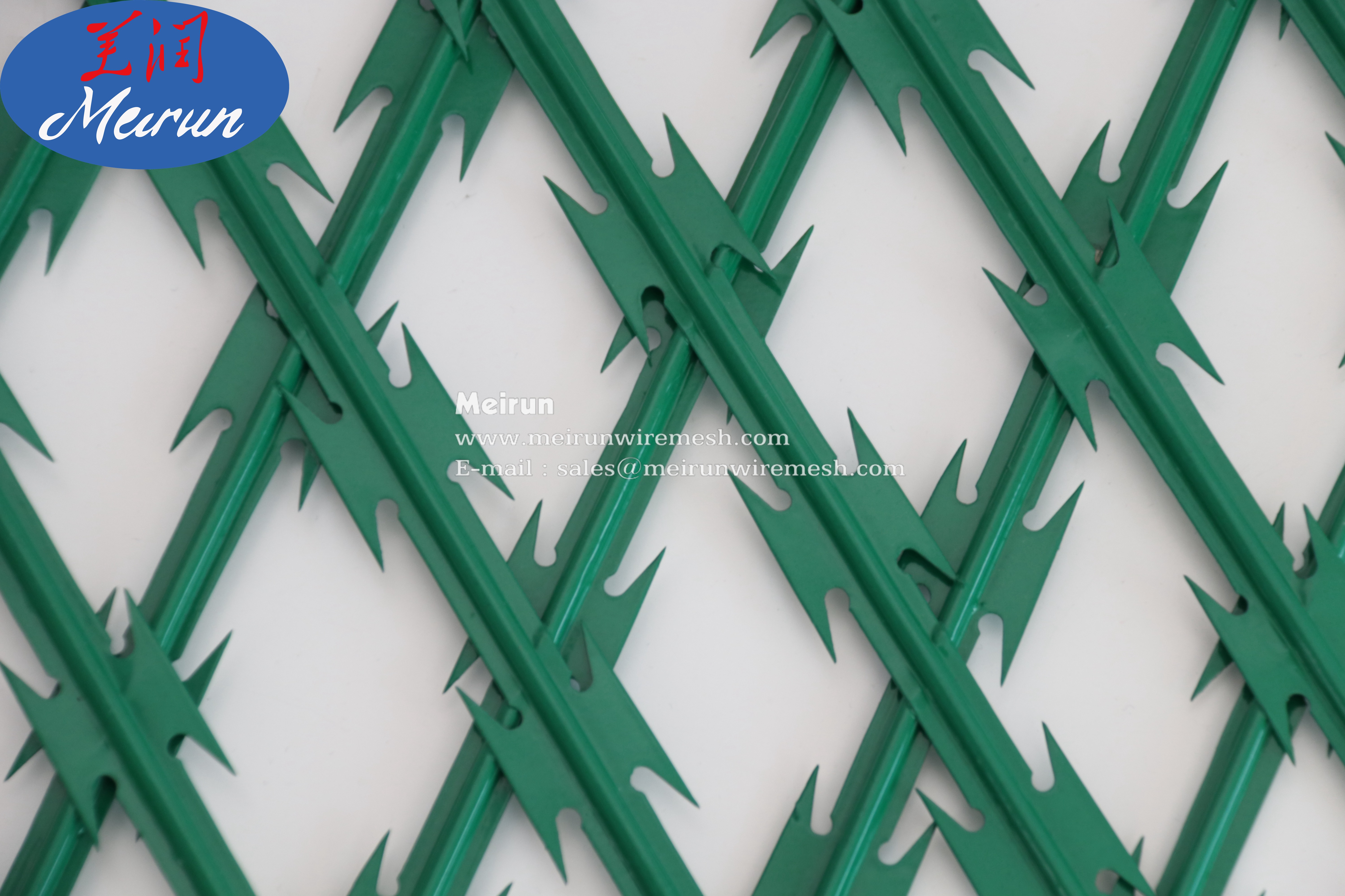 Razor Barbed Fence Mesh Panel Welding Machine