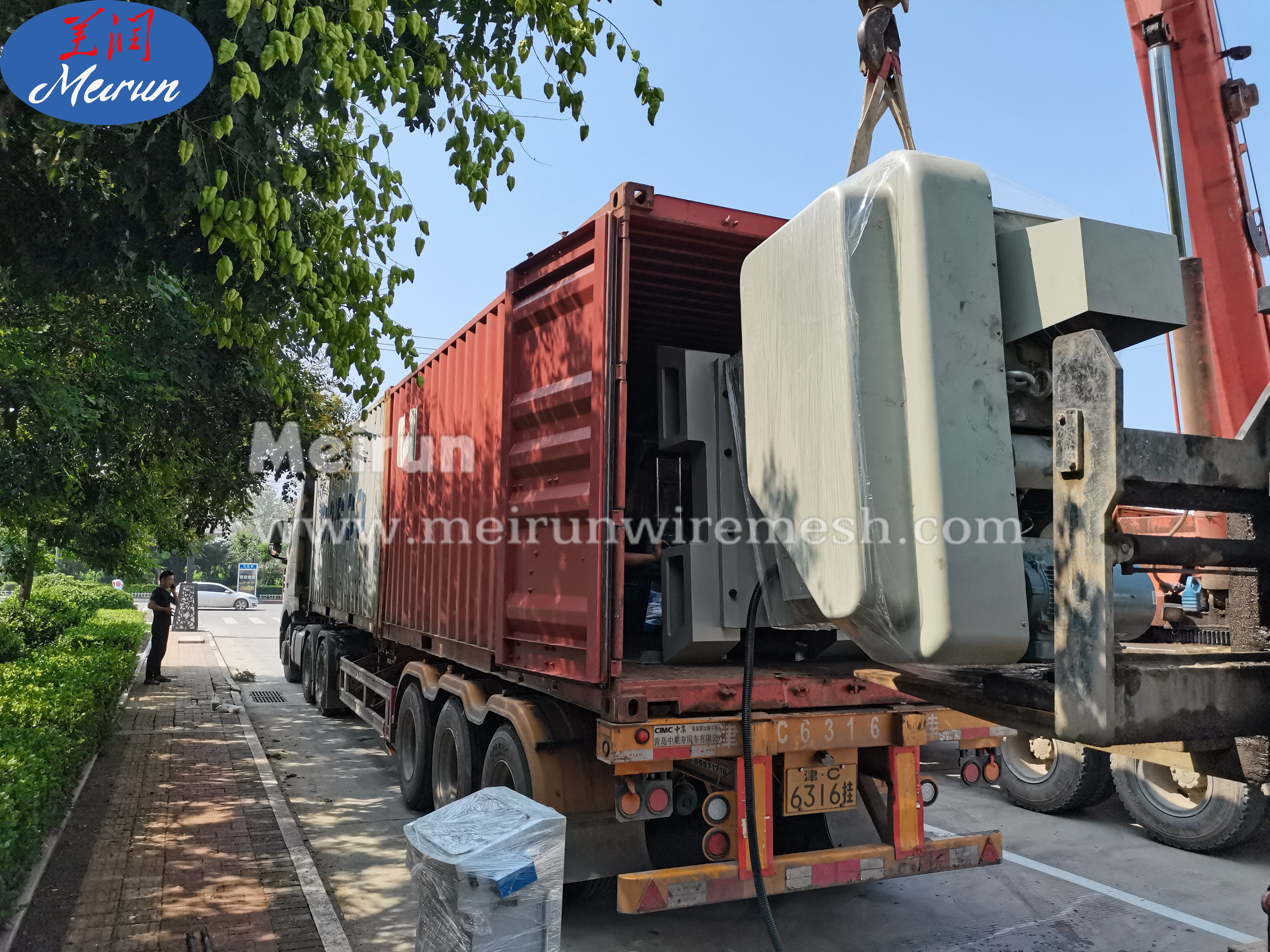 Razor barbed wire making shippment to Zambia,South African countries,Algeria