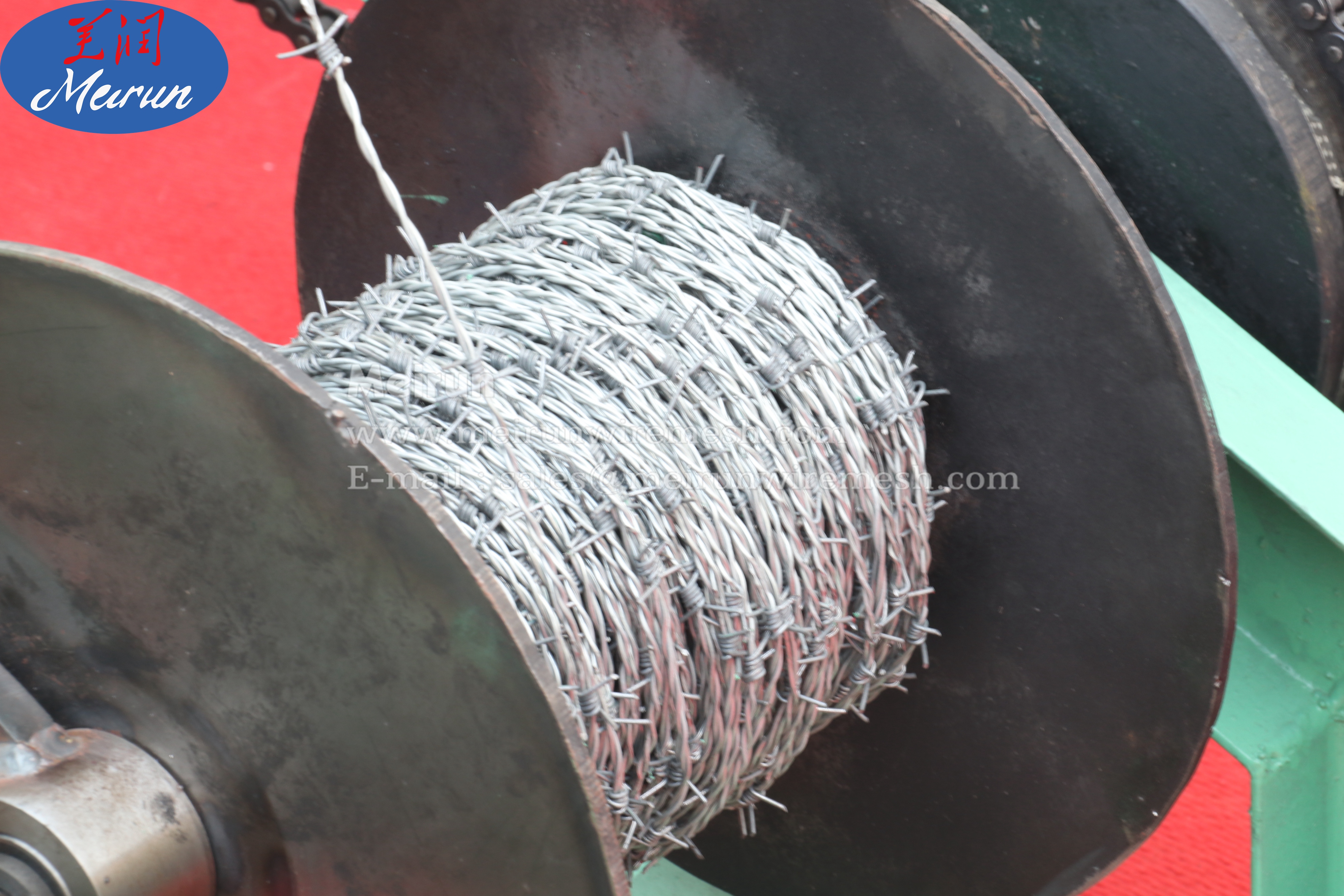 Automatic Barbed Wire Making Machine Factory