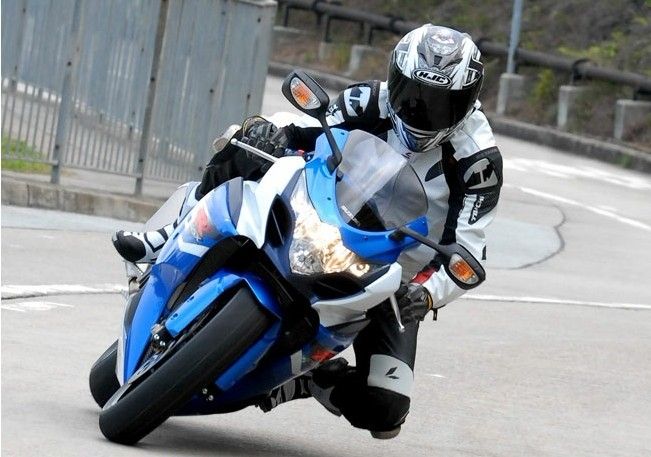 オートバイのツール