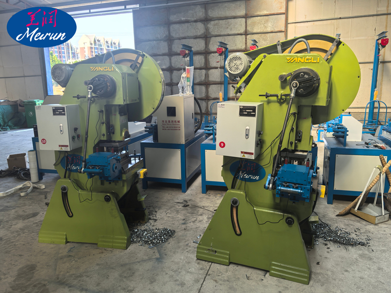 Razor Barbed Wire Clip Punching and Forming Machine From China