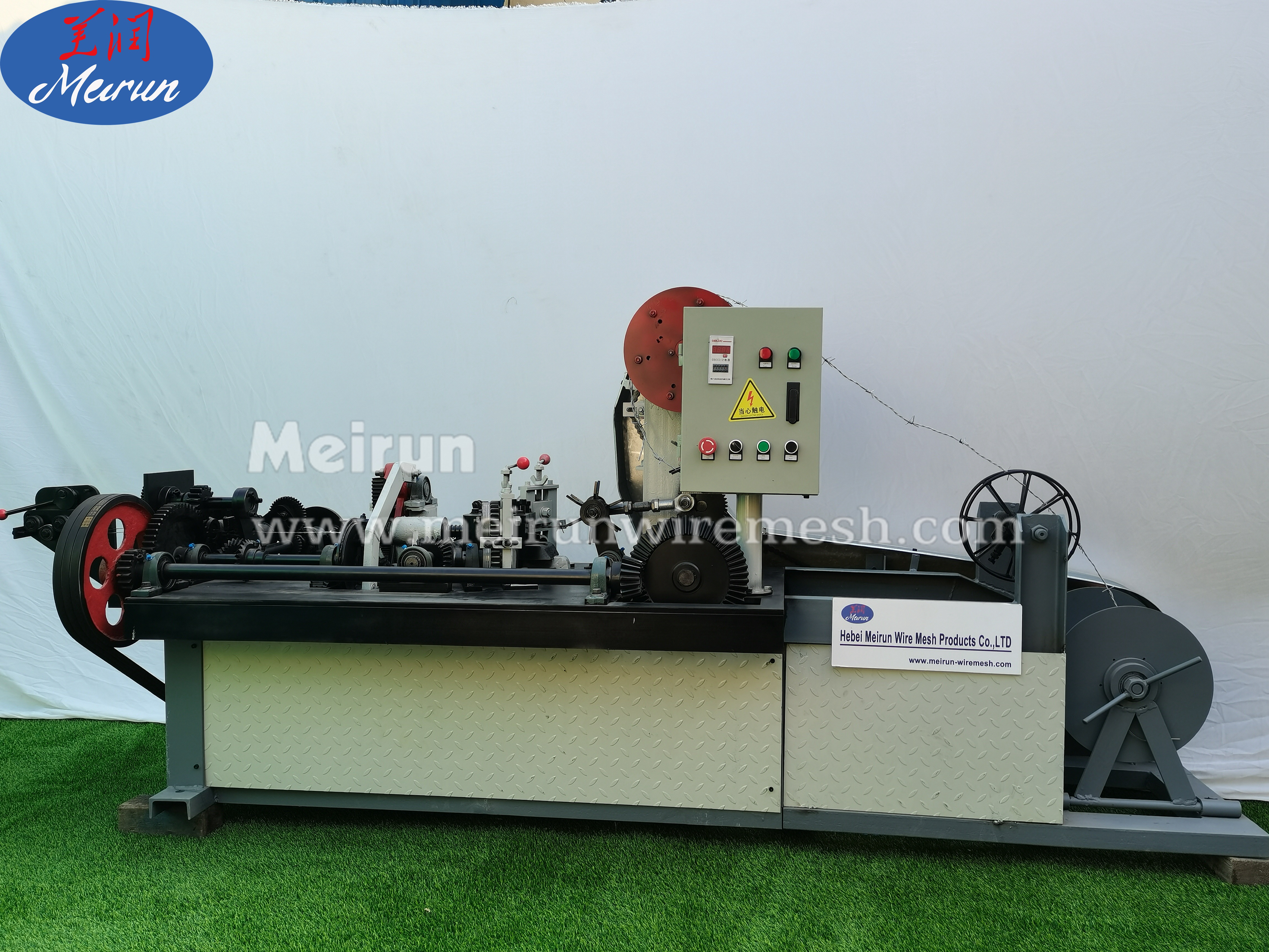 ISO 9001 factory automatic common razor barbed wire making machine