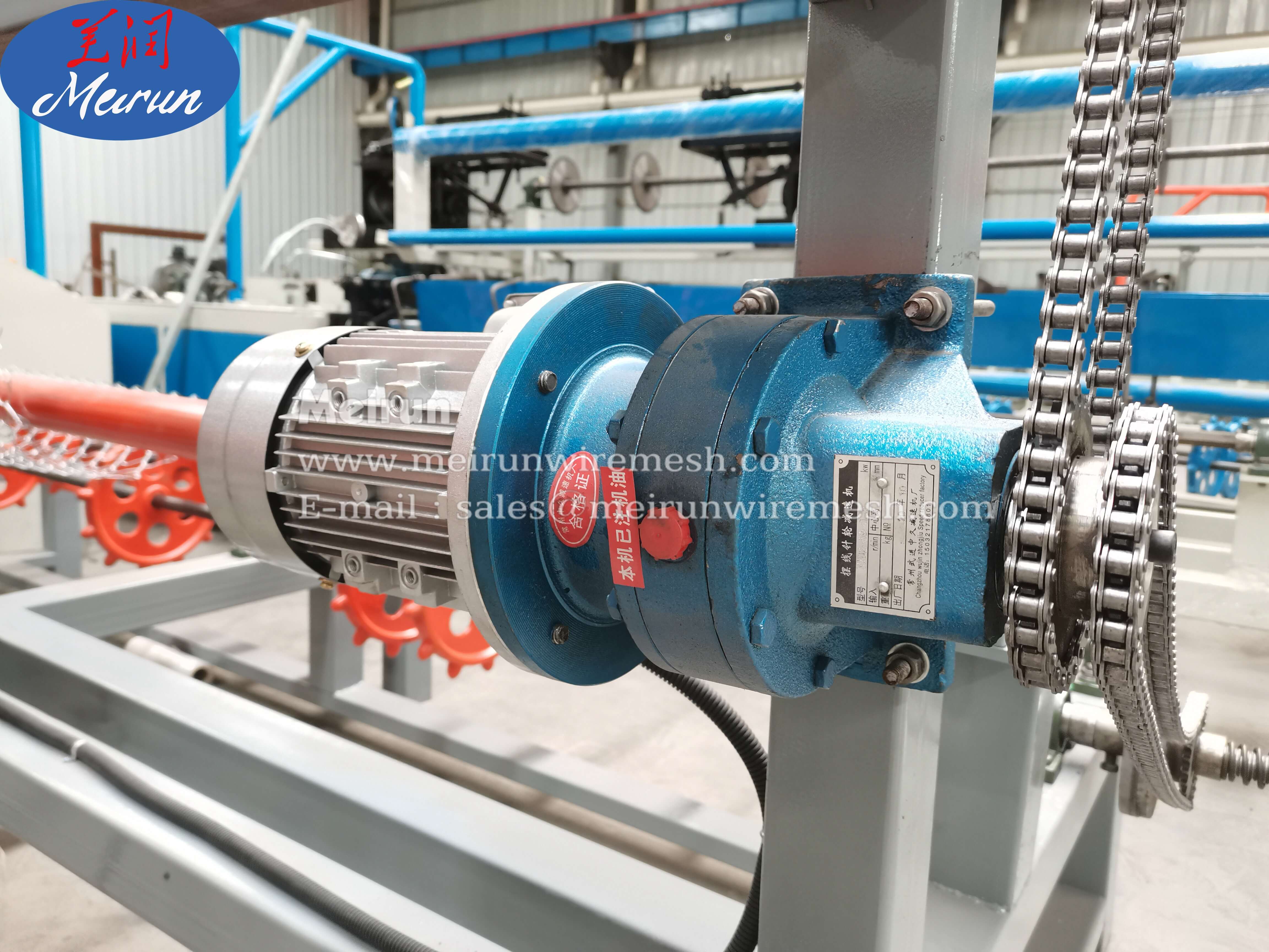  PVC Diamond Mesh Chain Link Fence Making Machine