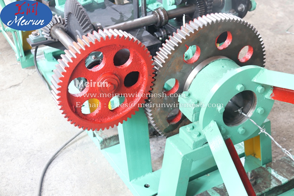 Hebei Meirun High Quality Wire Barbed Making Machine For Making Protective Fence