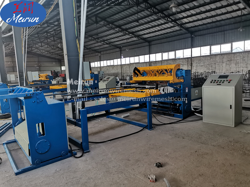 Chicken Poultry Mesh Roller Making Machine