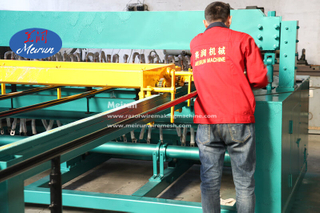 3-6mm 358 Fence Galvanized Wire Mesh Welding Machine