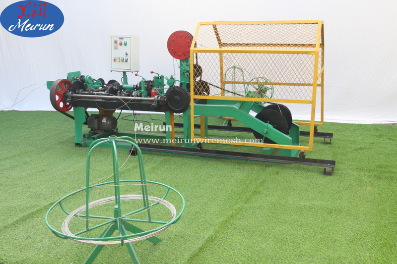 ISO 9001 Factory Common Barbed Wire Fence Making Machine