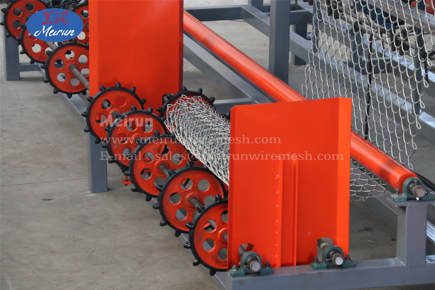 Galvanized Wire/PVC Coated Wire Chain Link Fence Machine