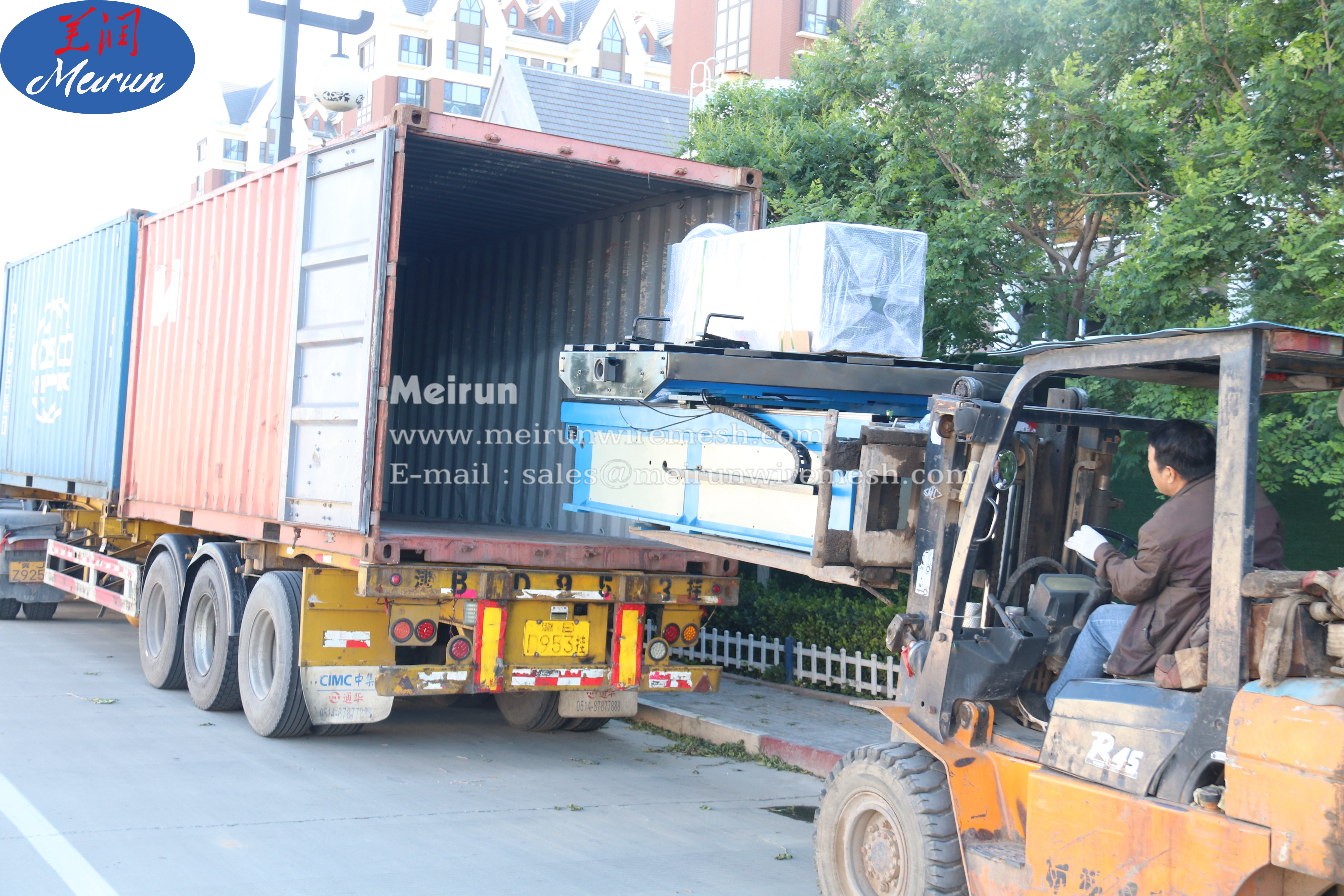 High Quality CNC Metal Mesh Machine Punching Hole Mesh Metal Sheet Perforating Machine