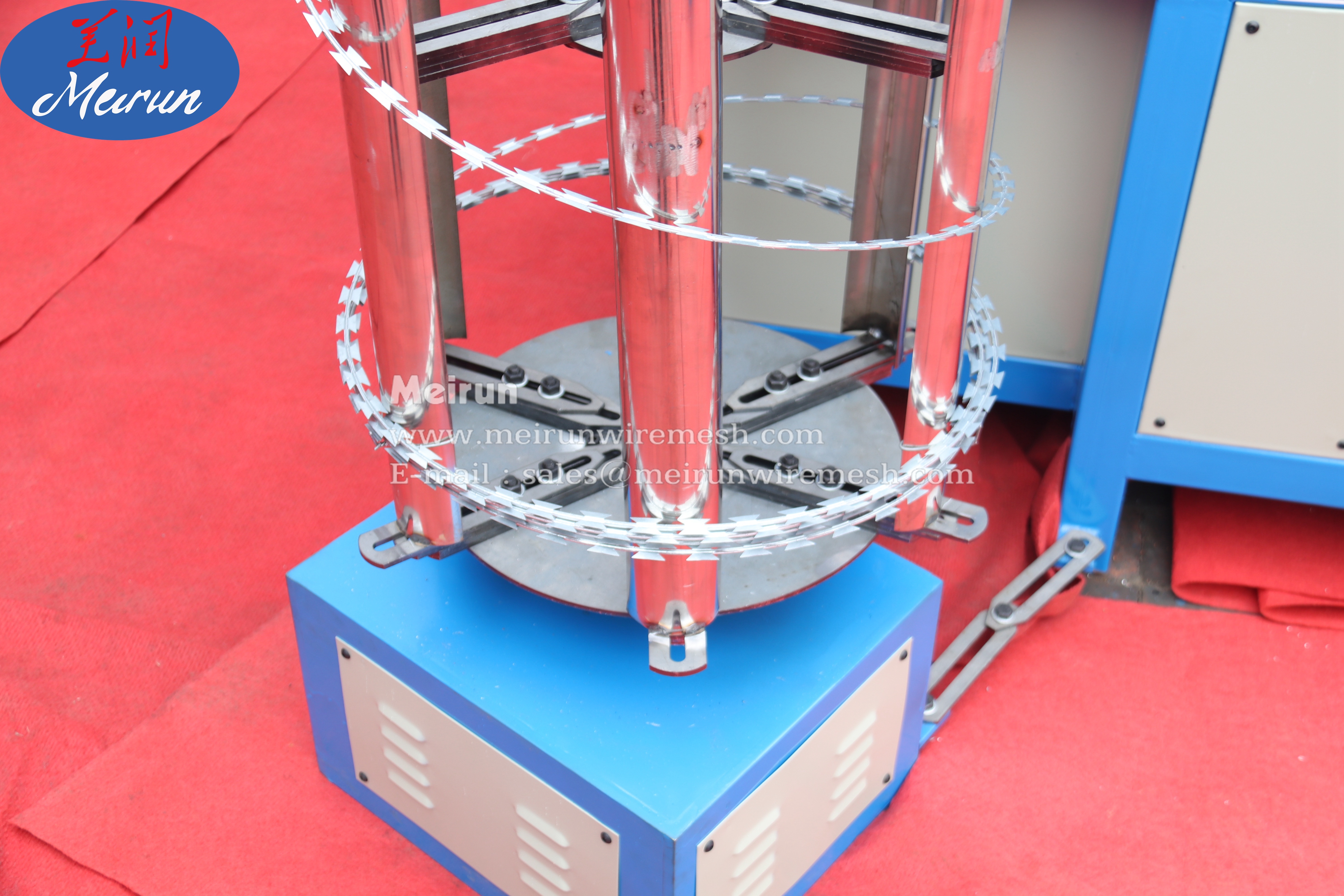 High Speed Smooth Automatic Barbed Wire warping machine