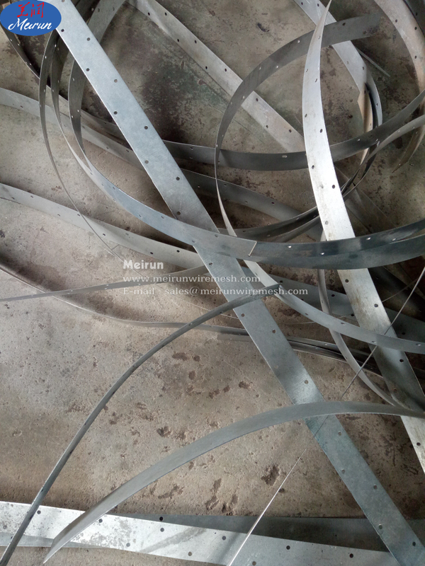 Best Quality Perforated Sheet Machine Perforated Metal Mesh Punching Machine