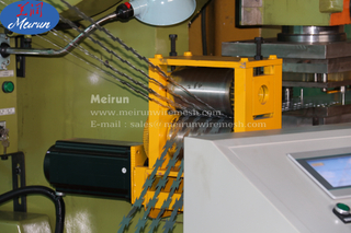 Competitive Price Barrier Razor Barbed Wire Fence Making Machine 