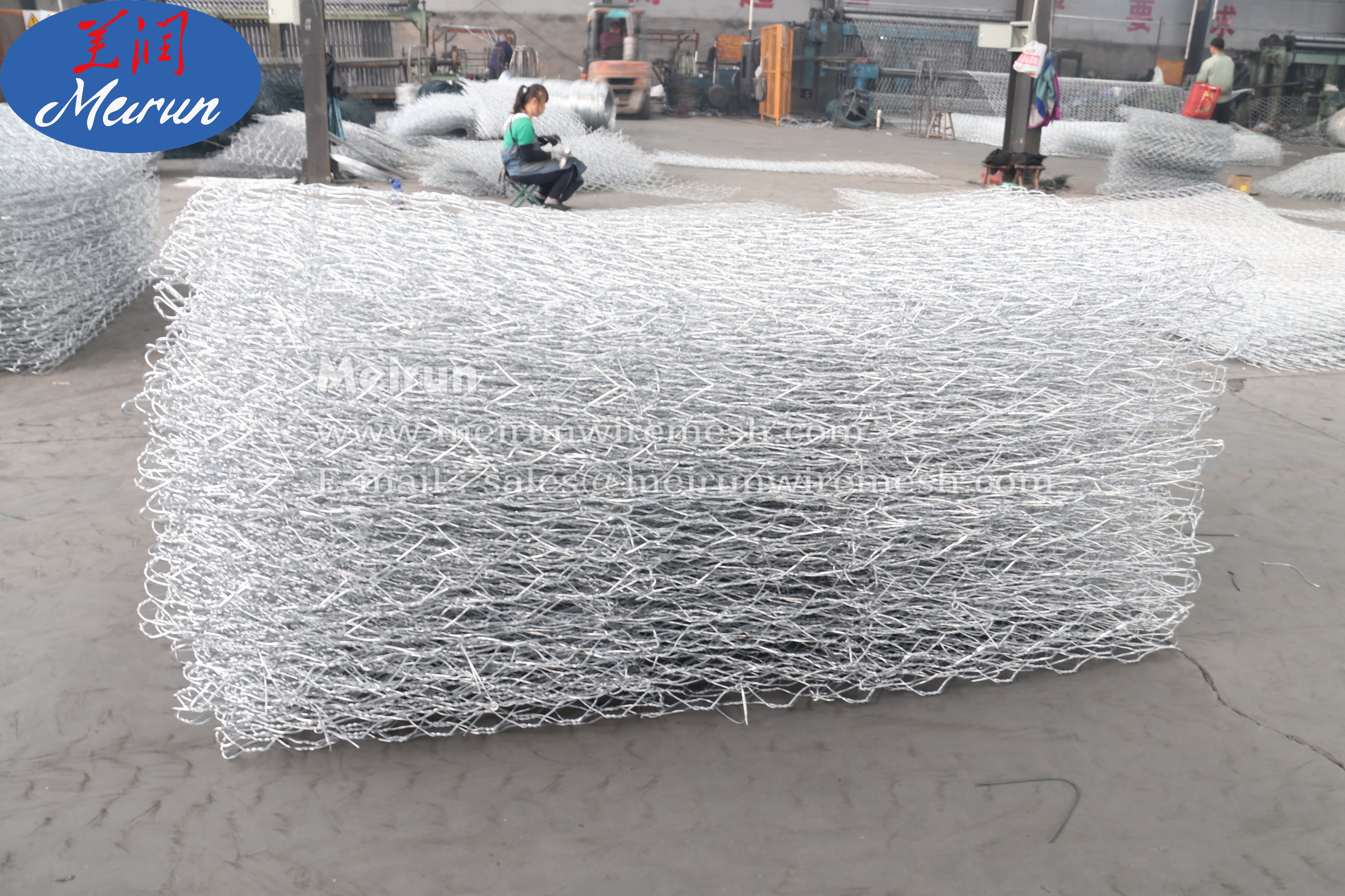 Best Price PVC Wire Gabion Mesh Making Machine Gabion Cage Machine Hexagonal Mesh Machine