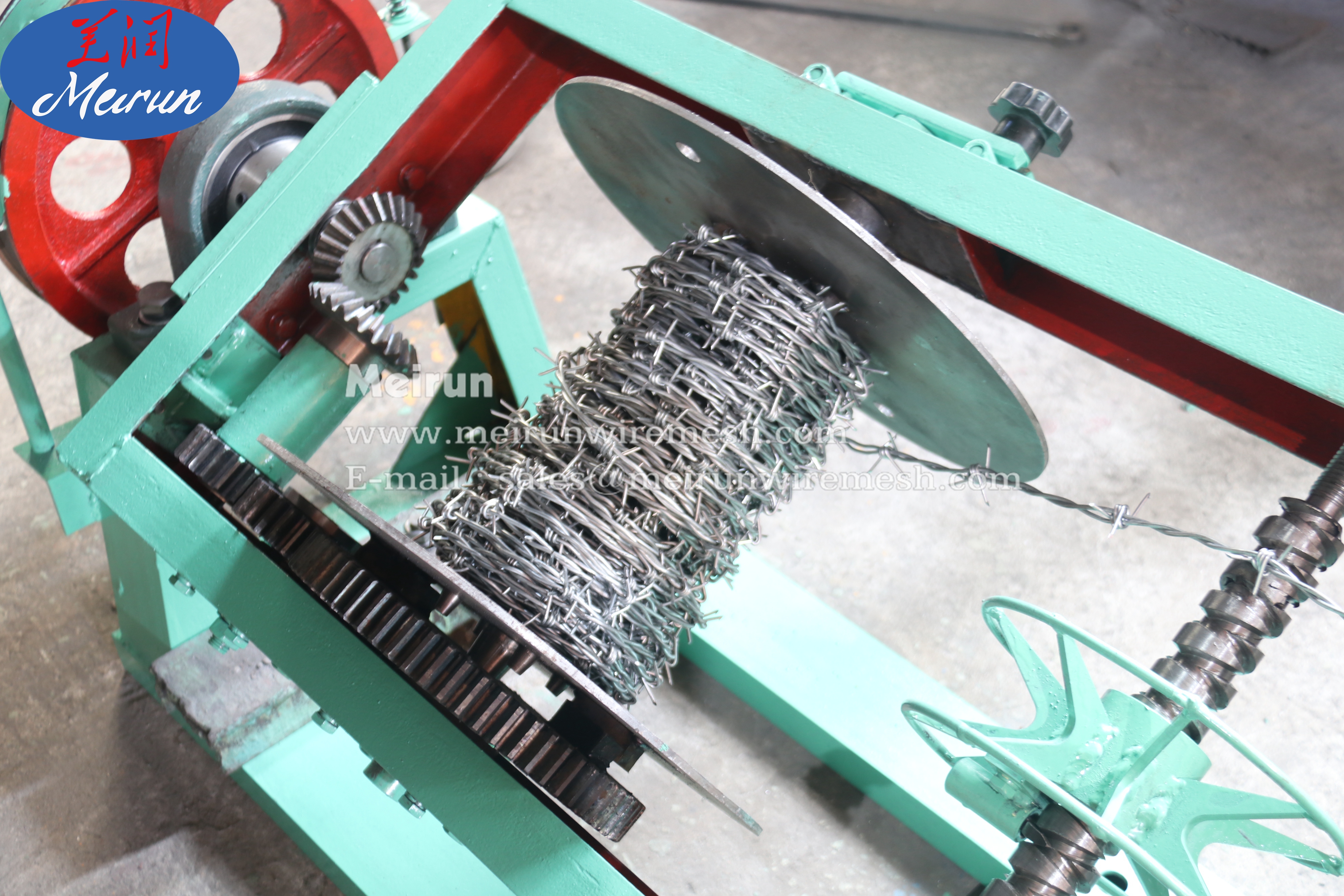 Barbed Wire Fence Making Machine 