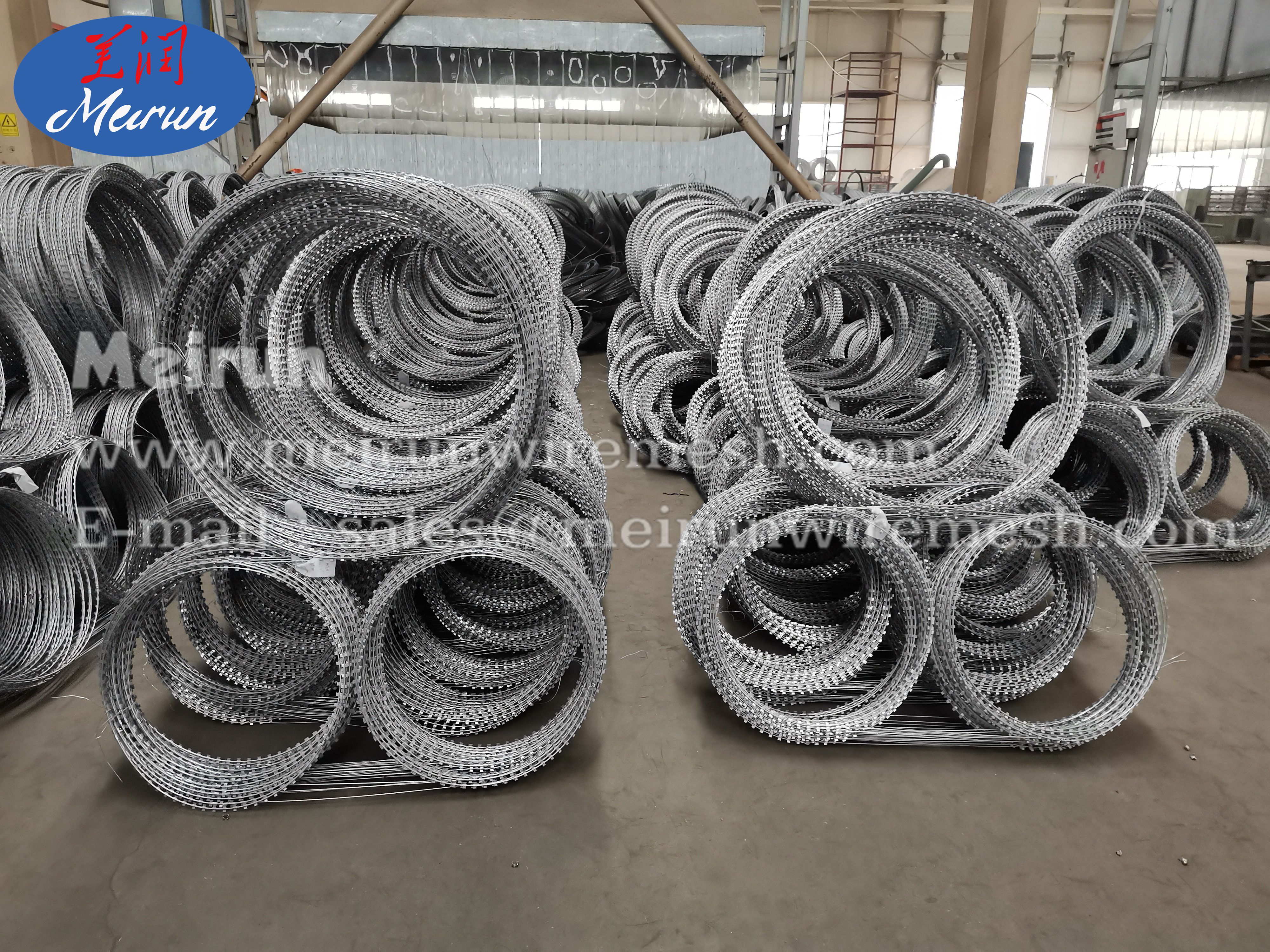 Barrier Car Concertina Razor Barbed Wire 