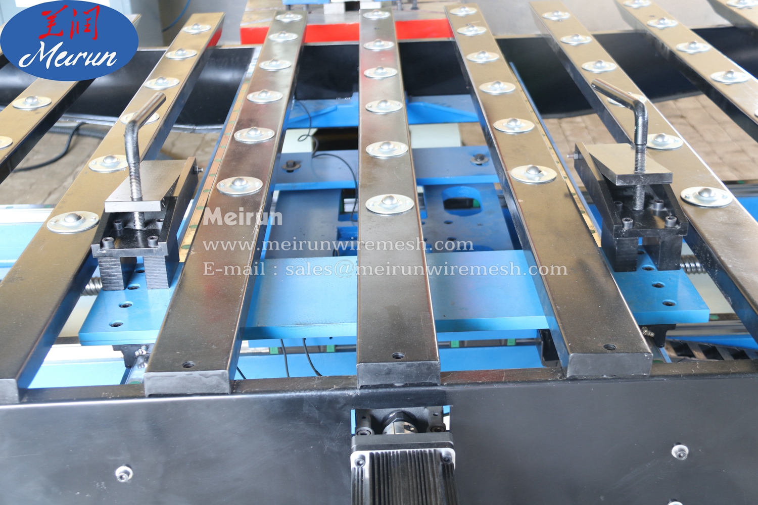 Press Punching Machines Automatic Hole Piercing Machine