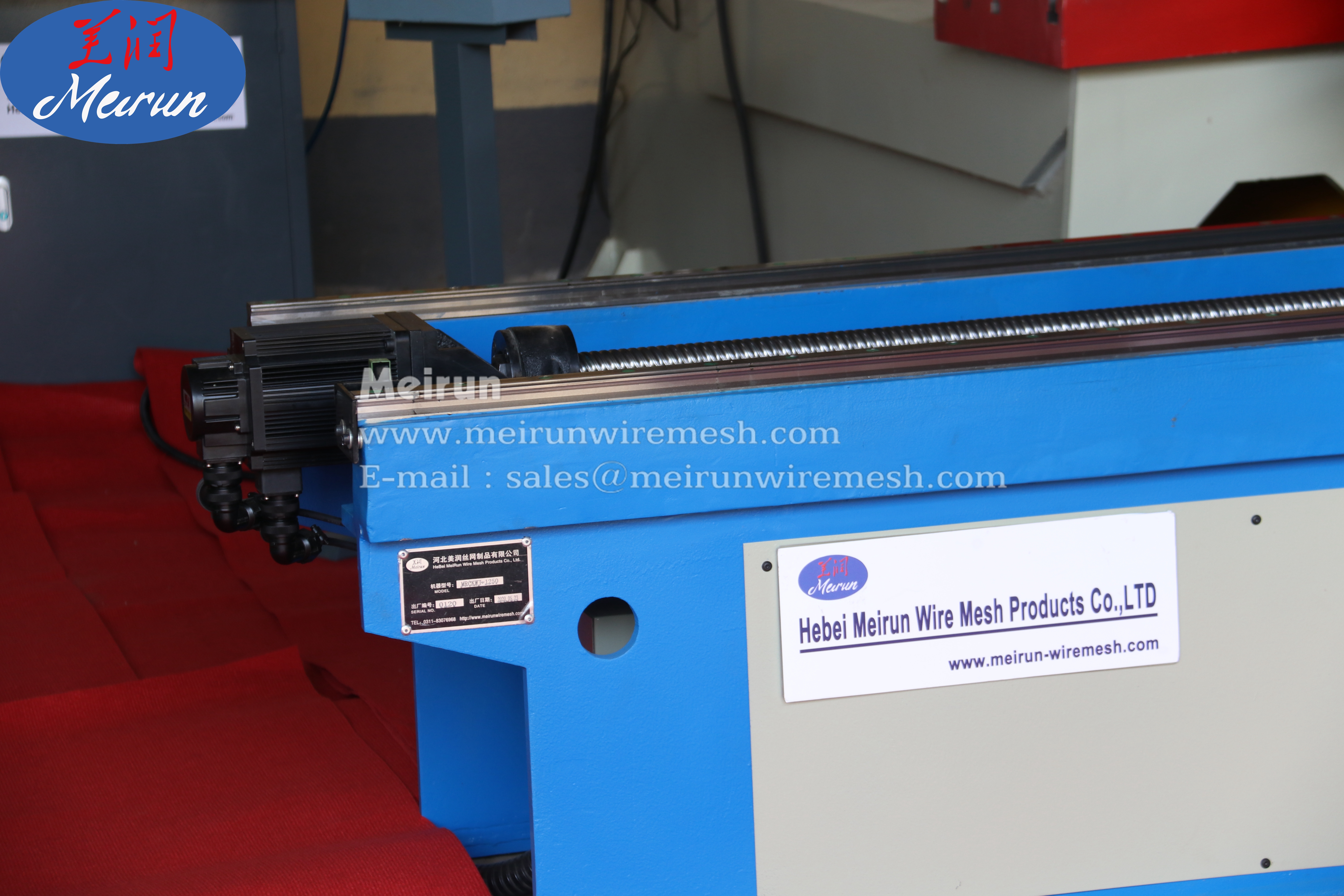 Automatic Perforated Metal Mesh Punching Machine
