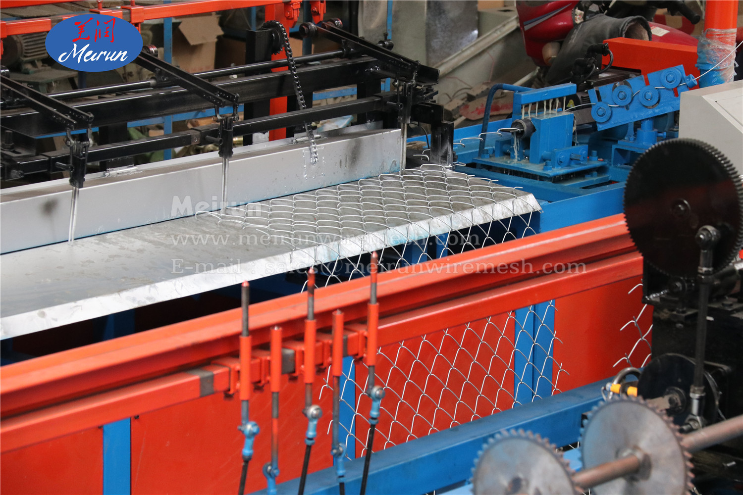 Diamond Wire Mesh Making Machine Chain Link Fence Machine