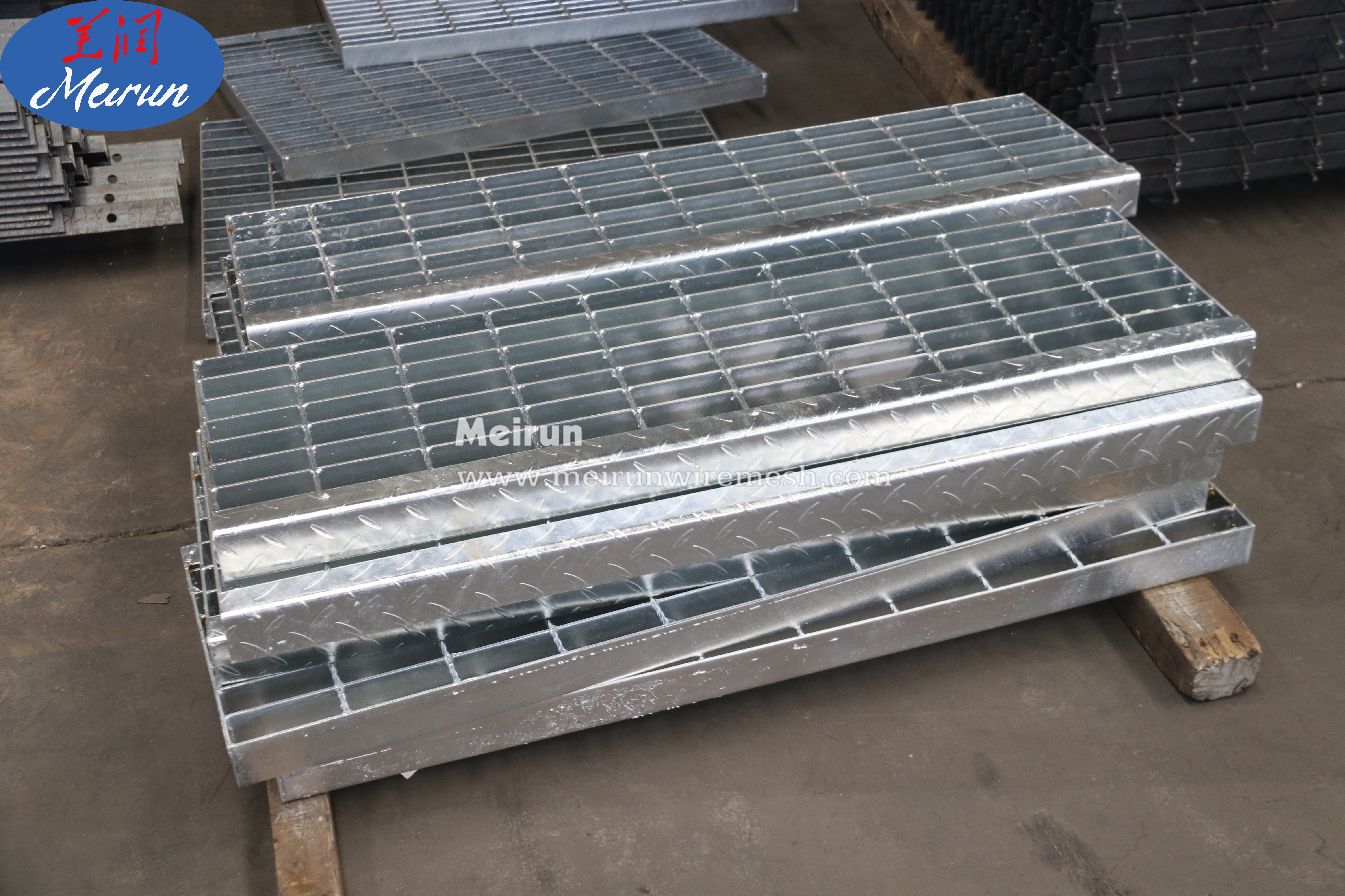 Factory Supply Custom Made High Quality Steel Grating Steel Grating Making Machine