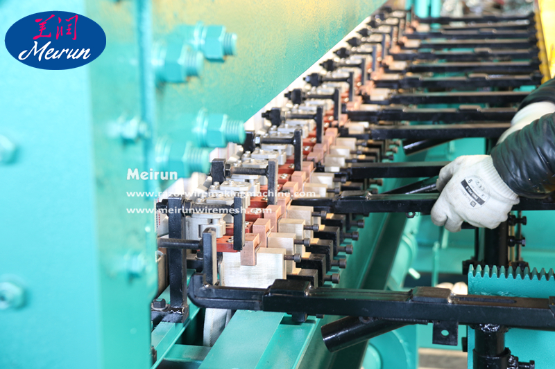 358 wire mesh fence welded making machine 