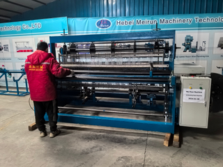 Automatic Corrugated Metal Net & Crimped Metal Mesh Weaving Production Line Industrial Use