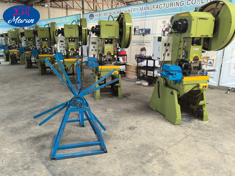 High-Quality Fastener Razor Wire Clip Machine