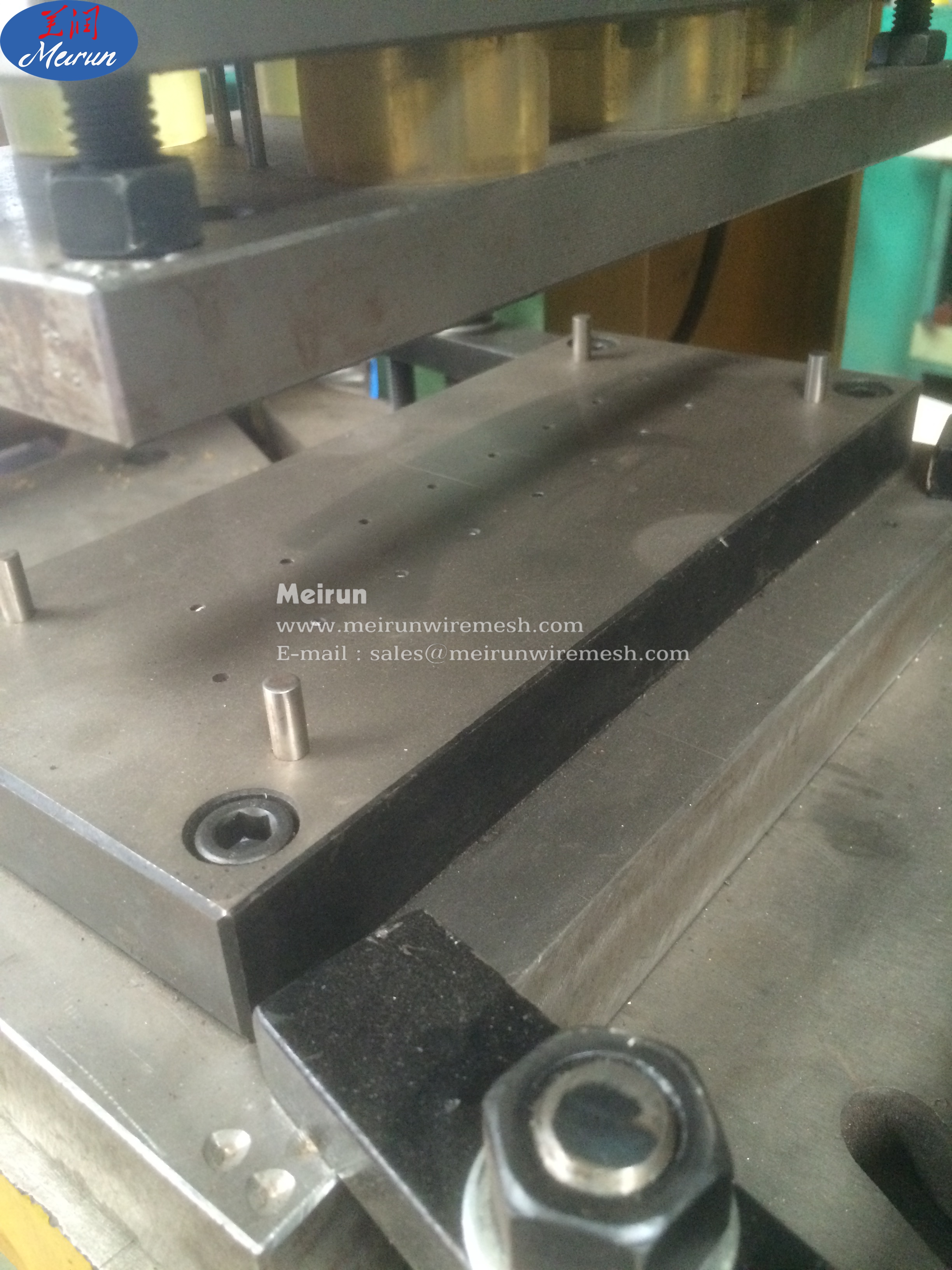 Aluminum Perforated Metal Sheet Making slitting Machine