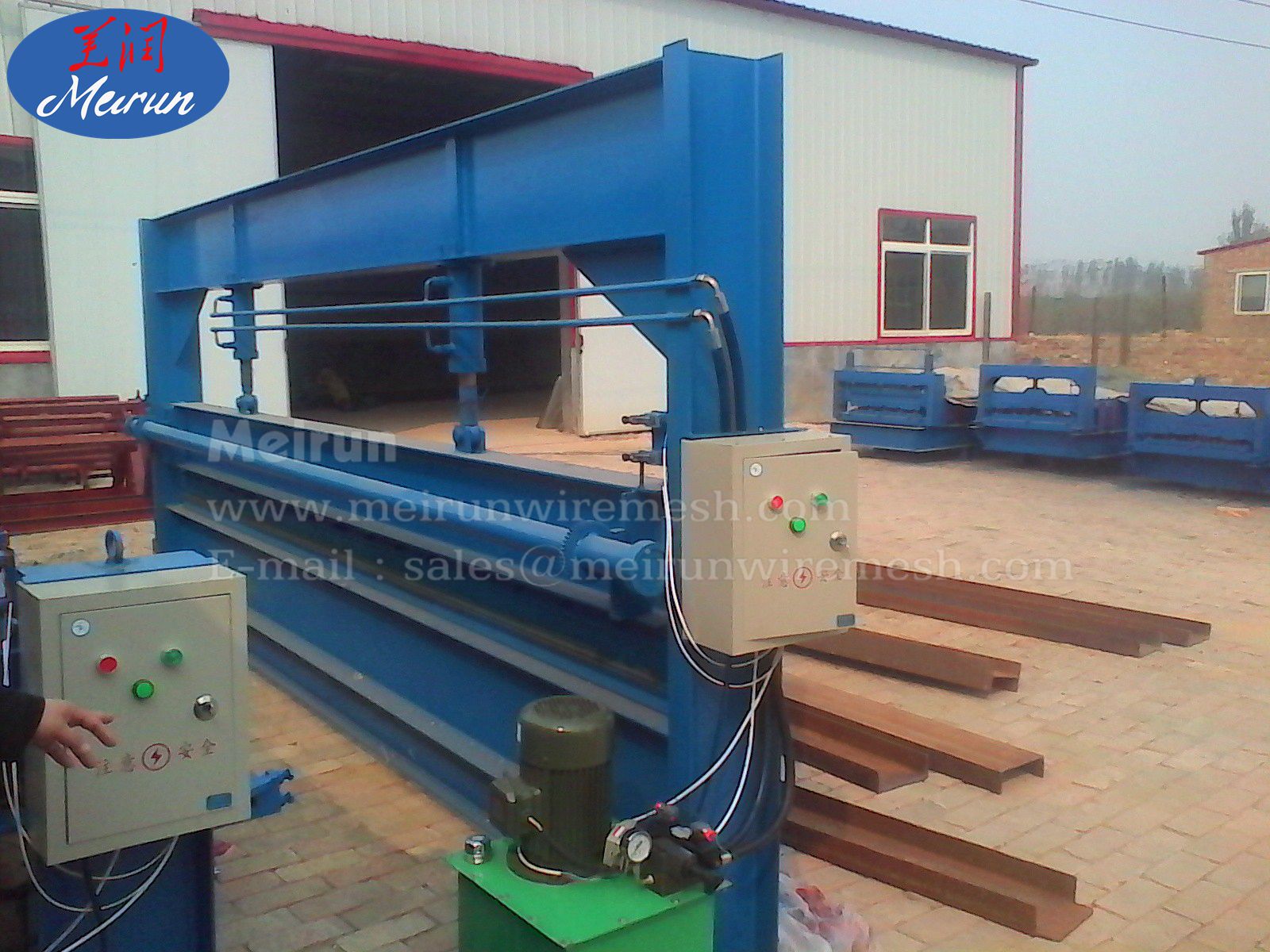 Metal Cutting And Bending Machine