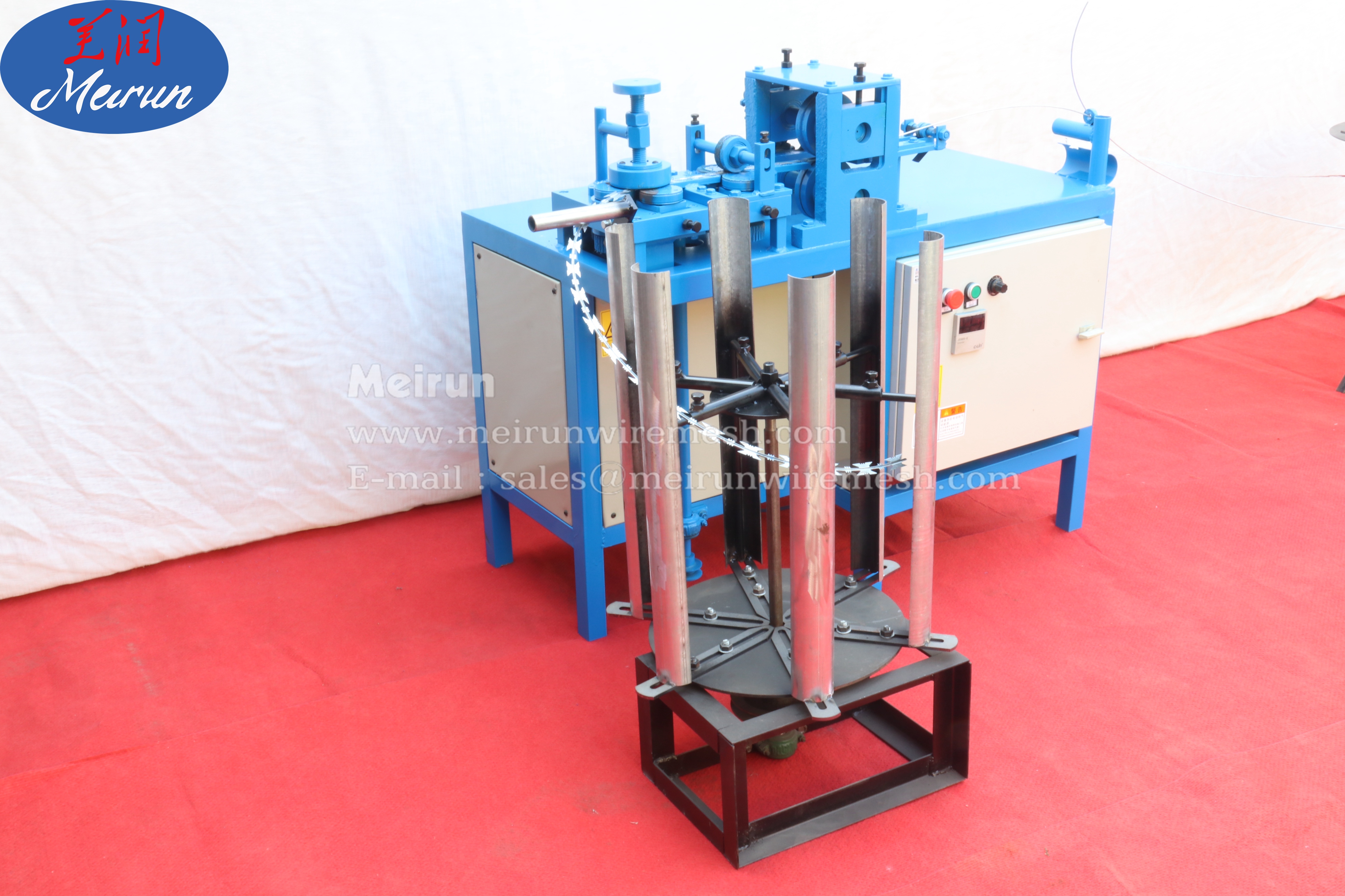 Barrier Razor Barbed Wire Fence Making Machine 