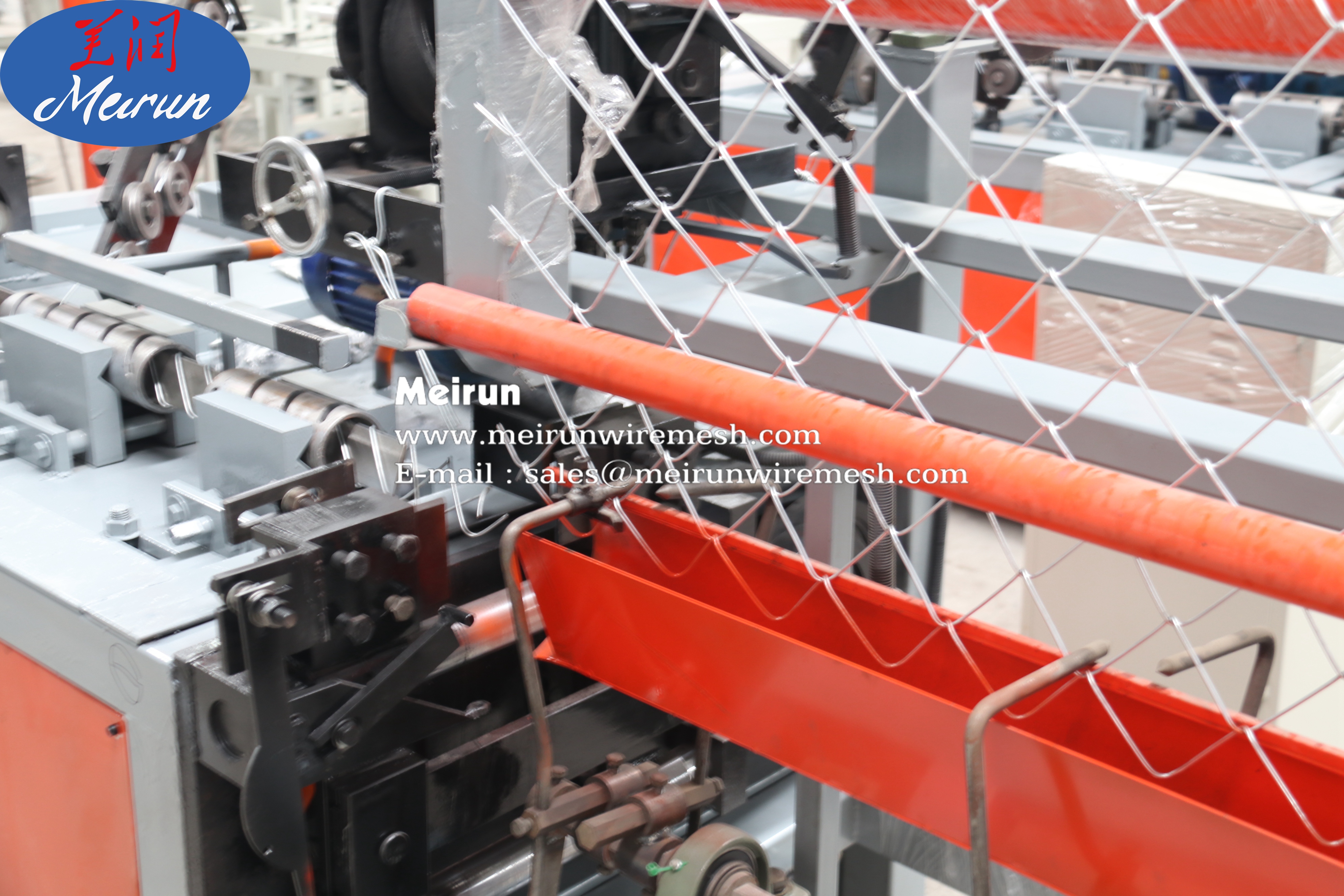High Quality Single/Double Wire Chain Link Fence Machine