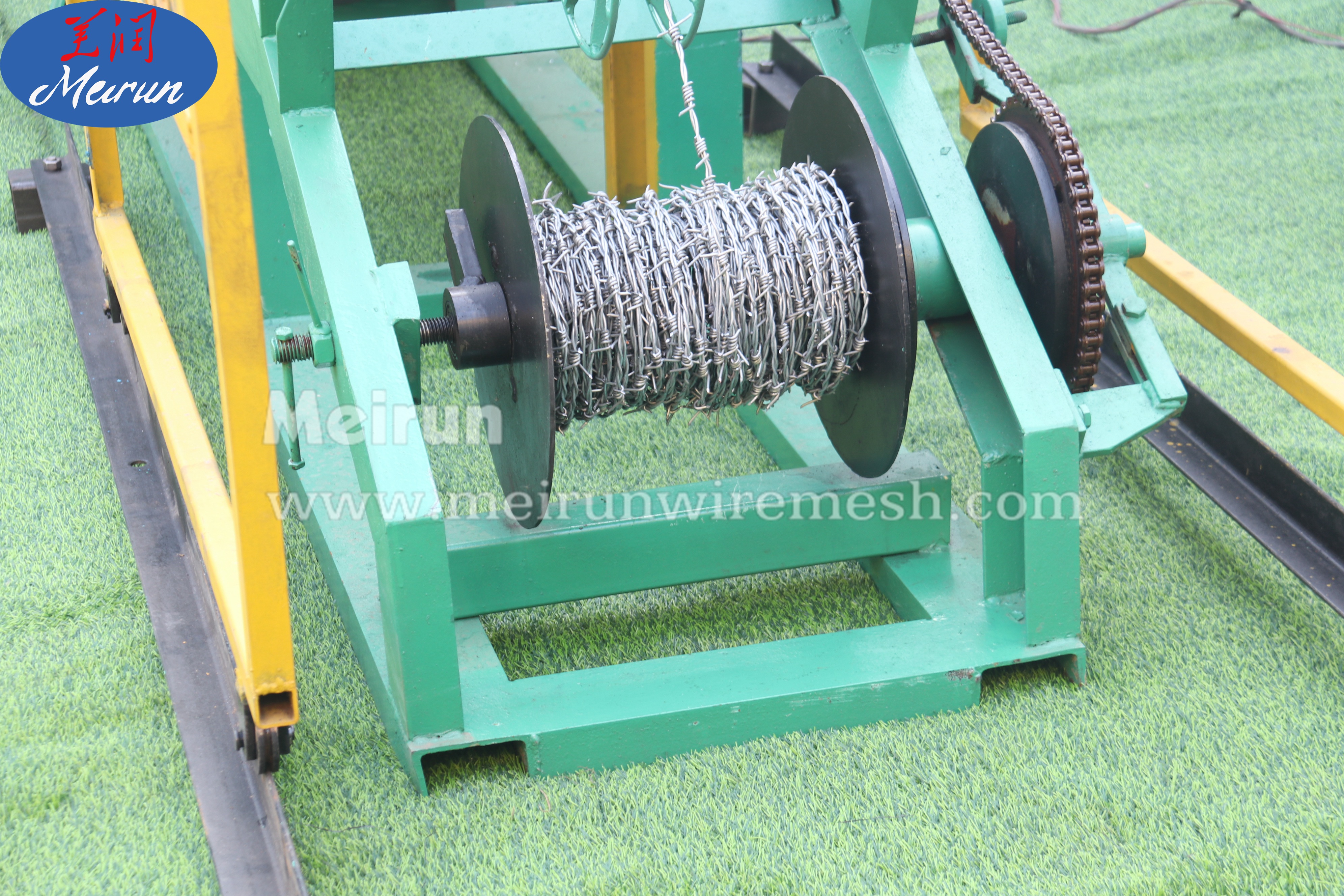 Automatic Barbed Wire Making Machine Factory Price 