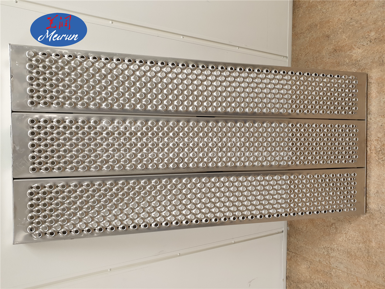 Best Service High Quality CNC Metal Mesh Machine Punching Hole Mesh Metal Sheet Perforating Machine