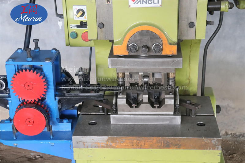 Concertina Razor Wire Clip Making Machine