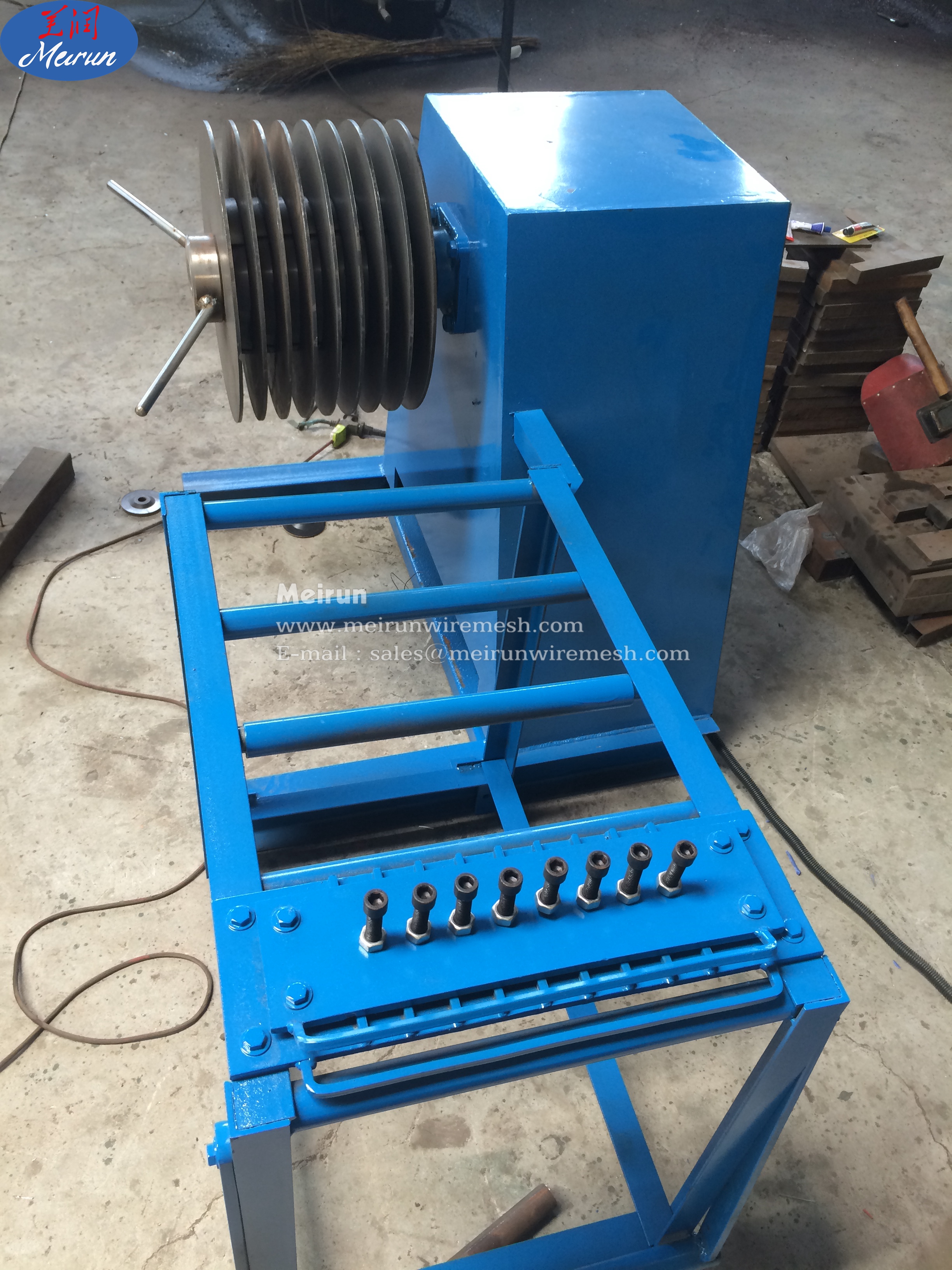 Punching Hole And Slitting Metal Sheet Machine