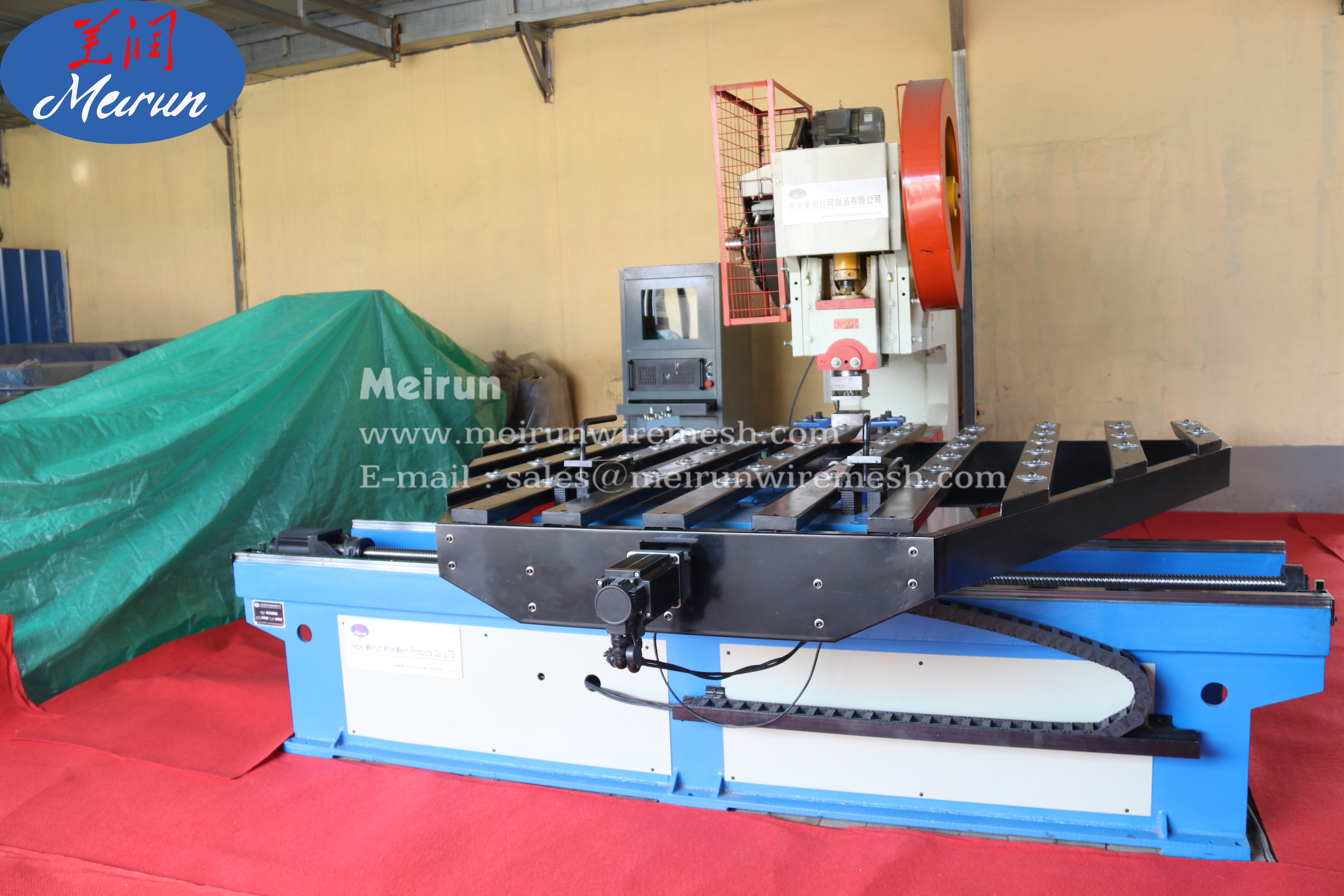 High Quality Aluminum Perforated Metal Sheet Making Machine