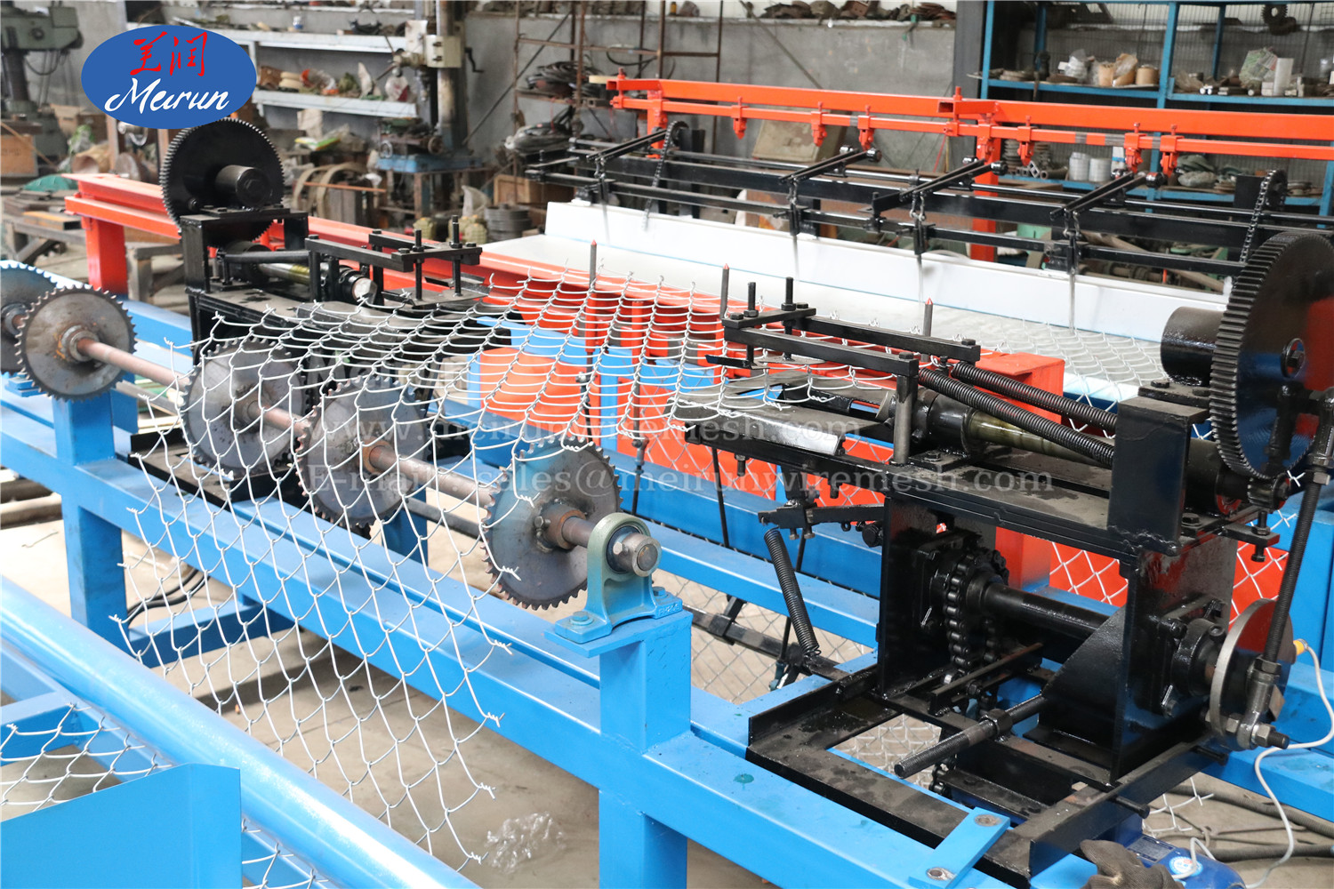Hebei Meirun High Quality Factory Newly Design Chain Link Fence Machine