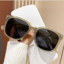 High quality fashionable TR90 square sunglasses for men and women