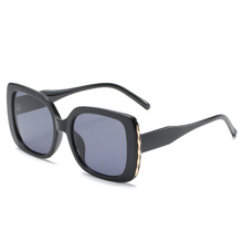 Classic ins luxury sunglasses women fashion oversized cat eye sun glasses custom own logo high quality shades