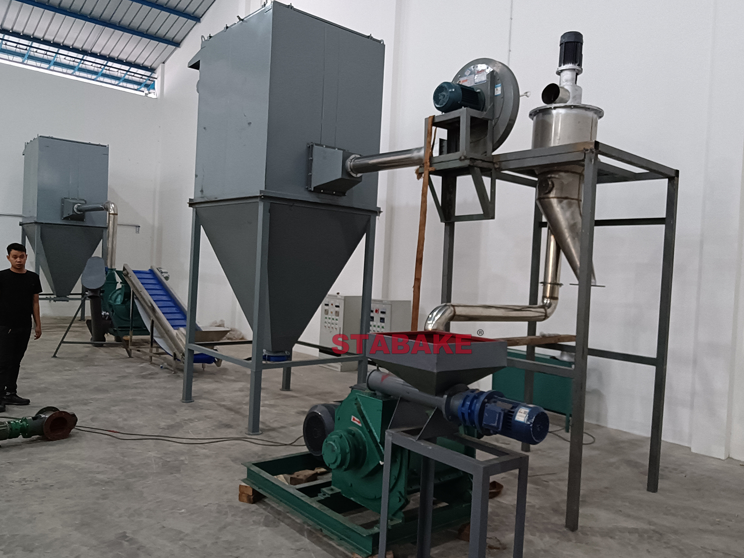 7. Konjac crushing and ultrafine grinder
