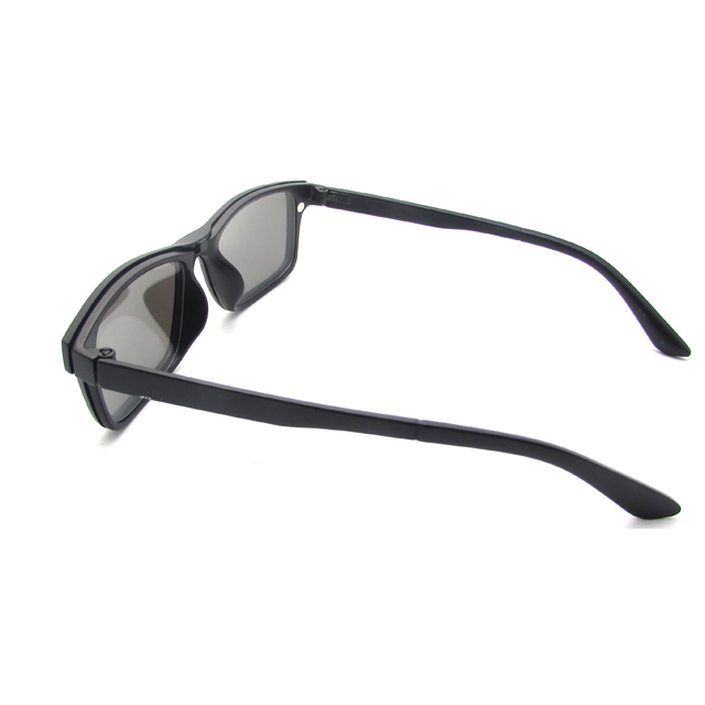 Hot Sale One TR90 Eyeglasses Frame With 5 Magnet Clip on Grey Polarized Lens Fashion Driving Sunglasseswith Bag Wholesale 