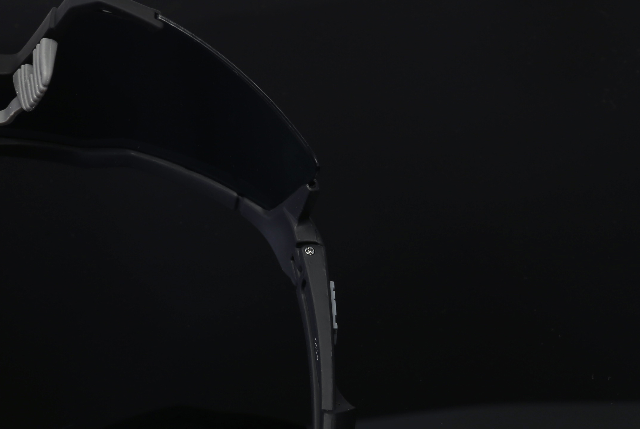 2020 Top sale sport unbreakable sunglasses UV400 sport sunglasses for men 7 In 1 Set