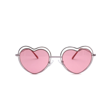 New 2022 Kids Love Frames Sunglasses Baby Heart Shaped Metal Discount Wholesale Retro Unisex Sun Glasses for Children