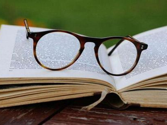 The application field of reading glasses！