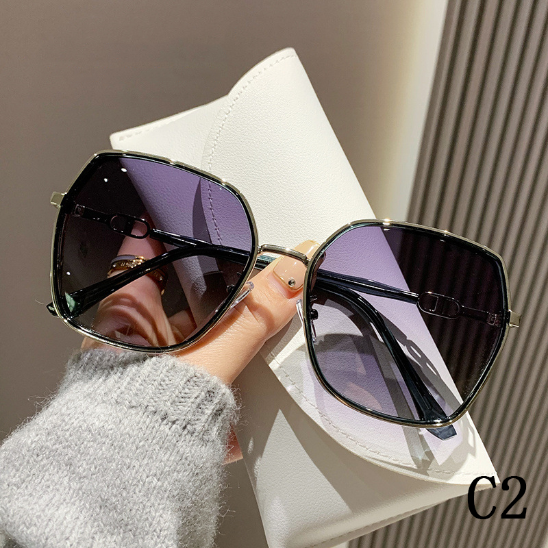 2024 new fashion simple and lightweight large frame women's polarizing sunglasses