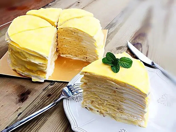 Crepe cake